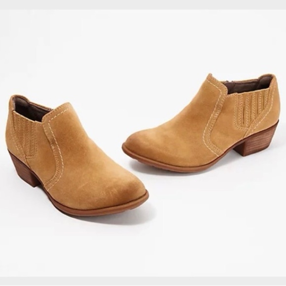 Earth Women's Peak Peru Suede Bootie Size 8